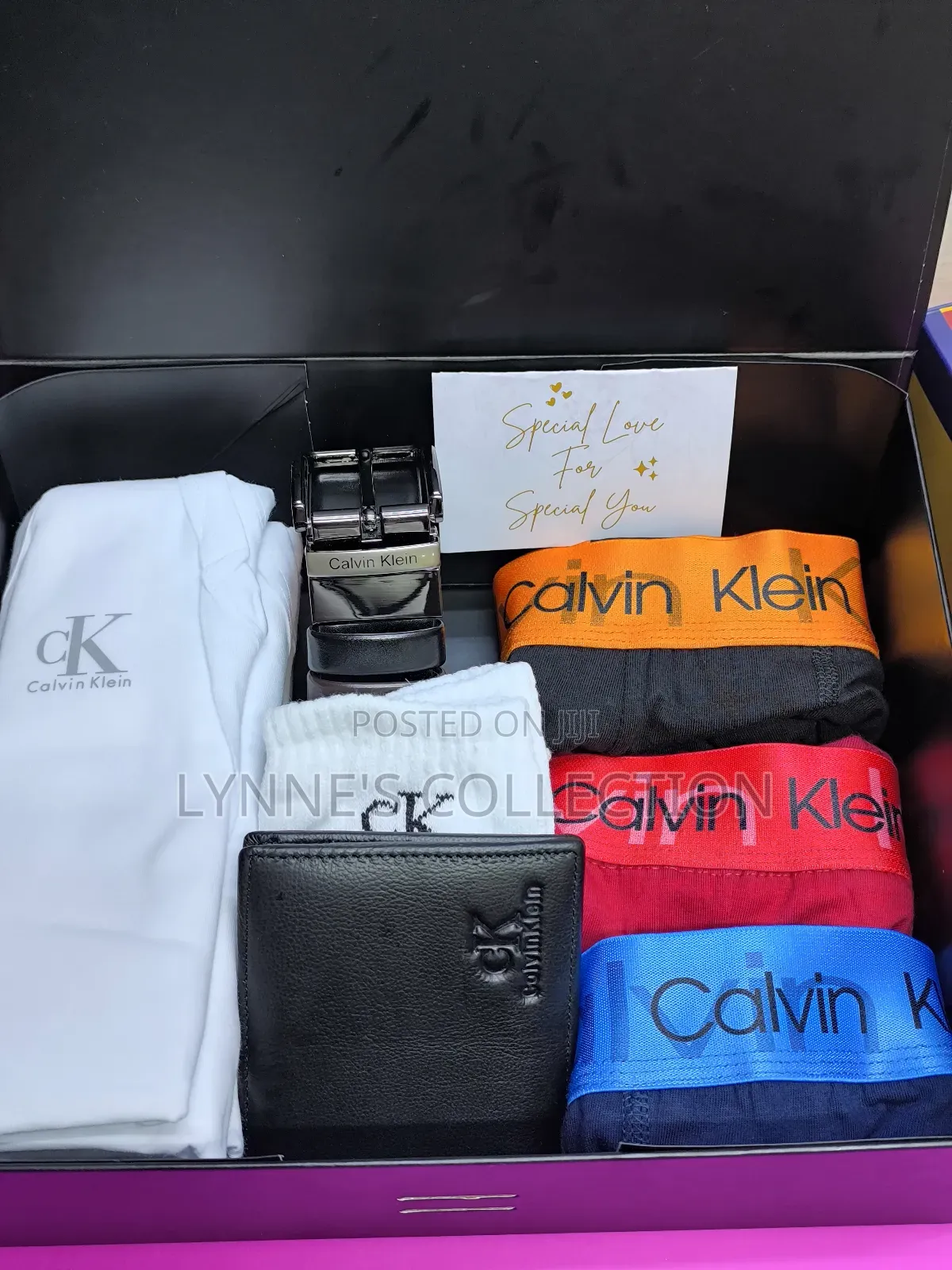 Men's Gift. 3 Vests, 3 Boxers, Belt, Wallet, Socks