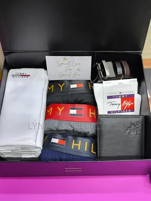 Men's Gift. 3 Vests, 3 Boxers, Belt, Wallet, Socks