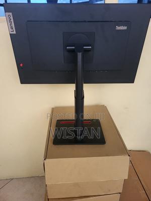 Lenovo Thinkvision P24q-30 - thumbnail 2