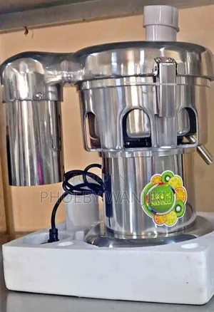 Commercial Juicer Machine/Fruits Juice Extractor Machine