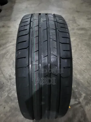 245/45r19 Zextour