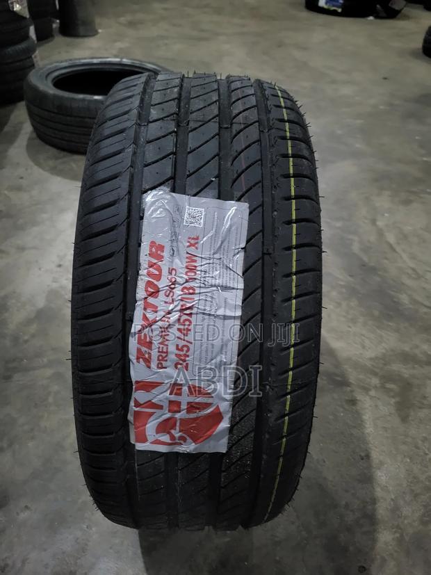 245/45r18 Zextour