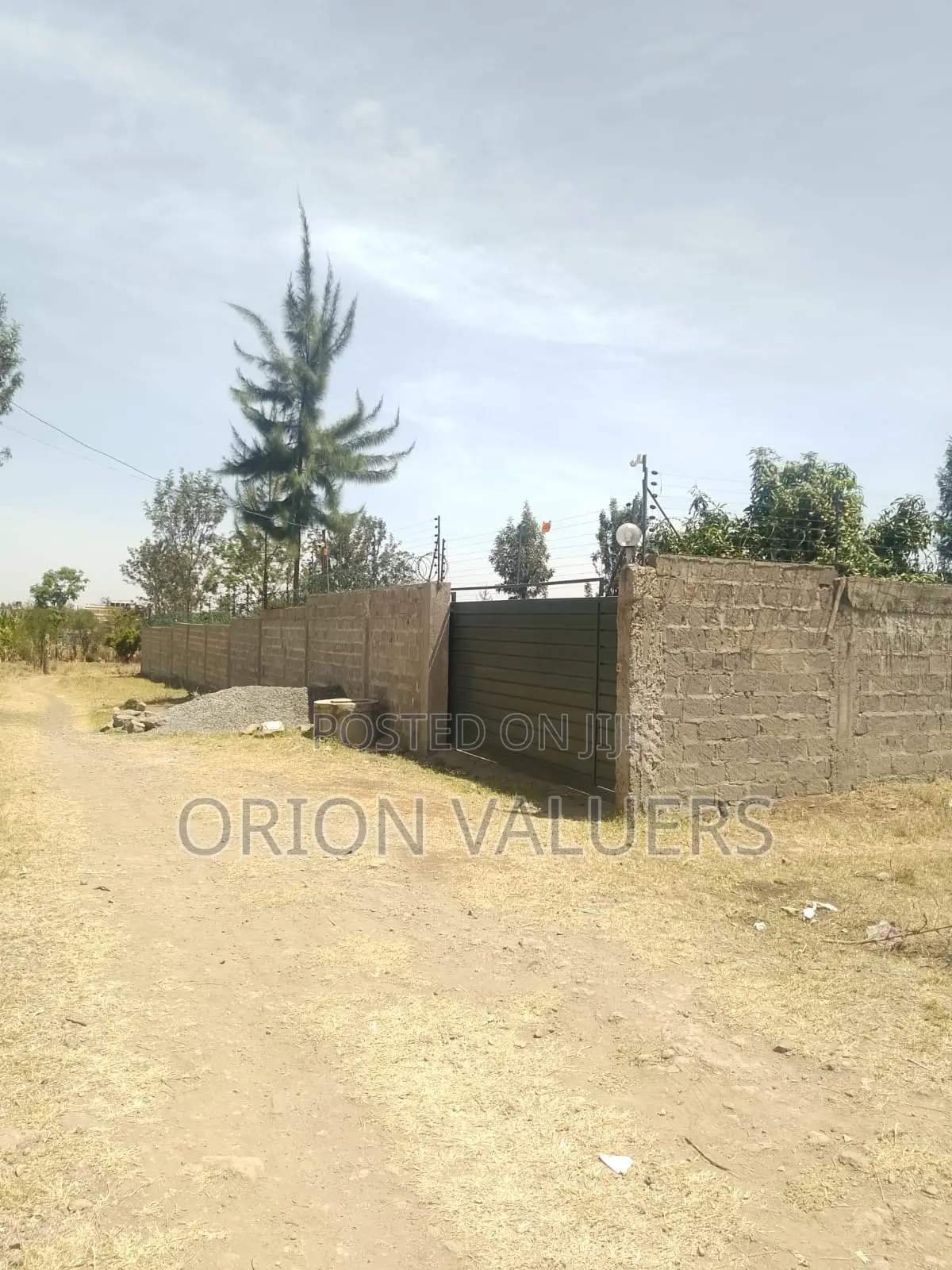 Plot for Sale 50 by 100 Along Eastern Bypass