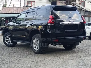 Toyota Land Cruiser Prado 2019 Black