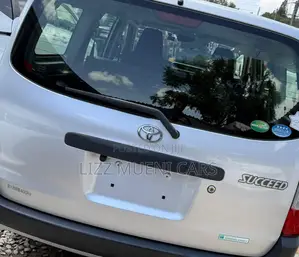 Toyota Succeed 2018 Silver