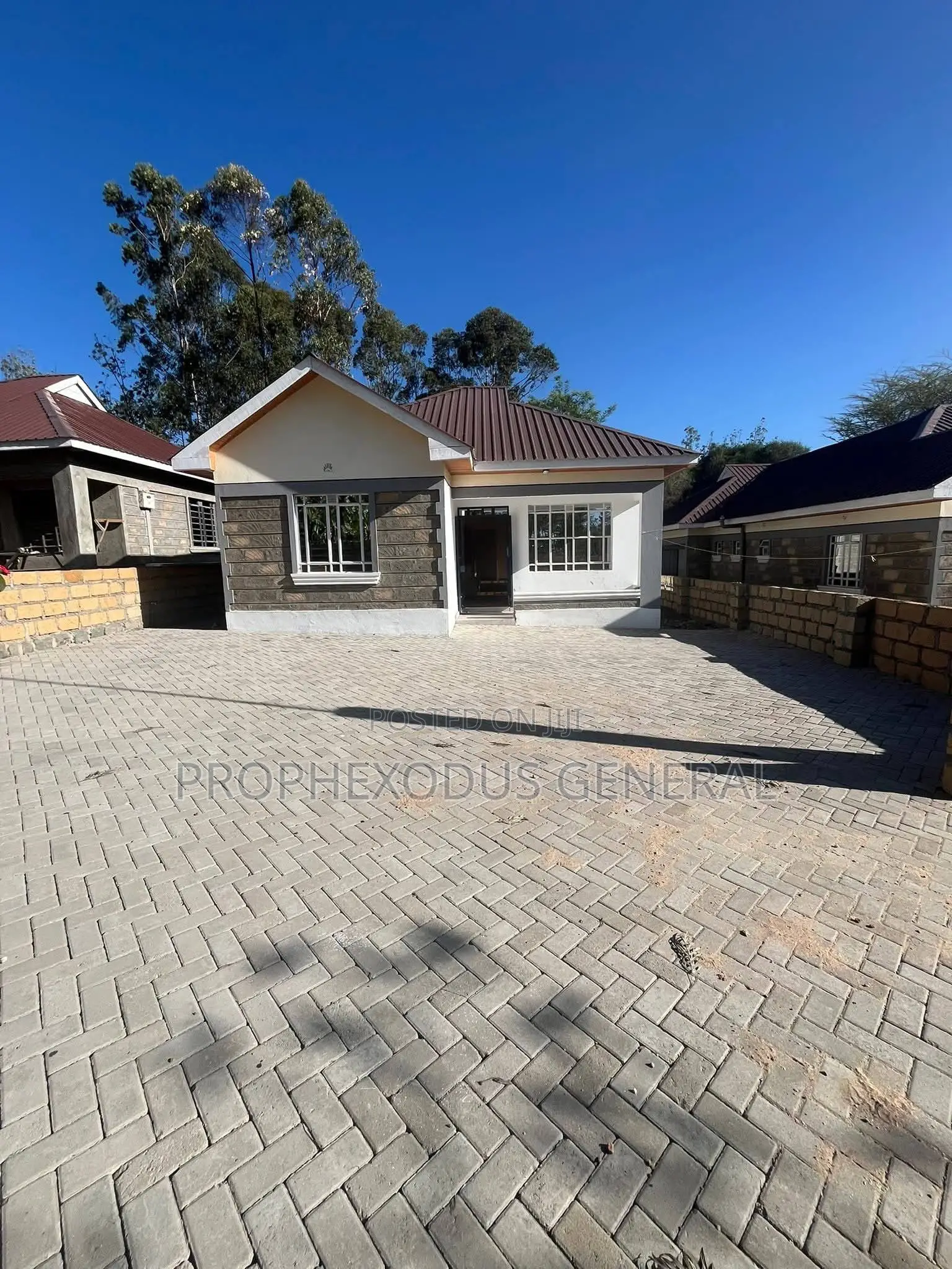 3bdrm Bungalow in Kiserian for sale