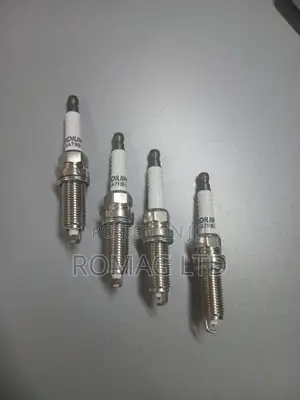 4× Spark Plugs