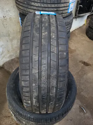 225/45r18 Zelda