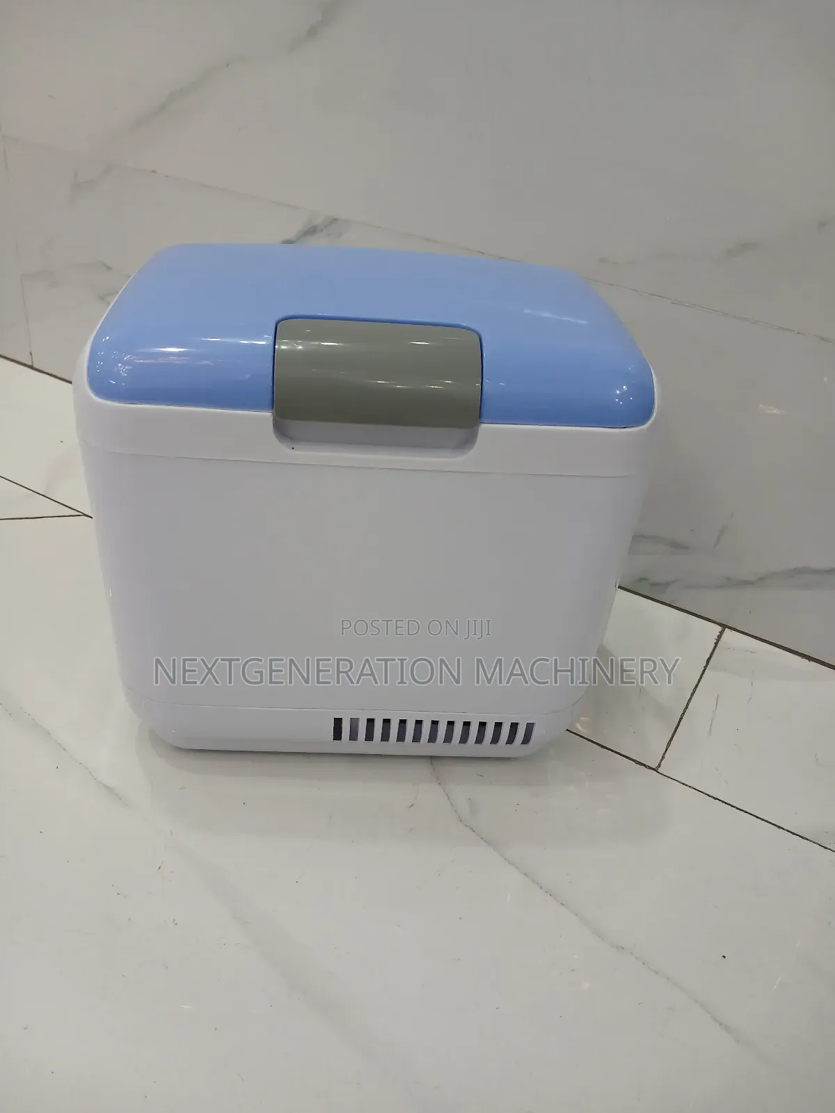 Portable Mini Freezer /Car Cooler