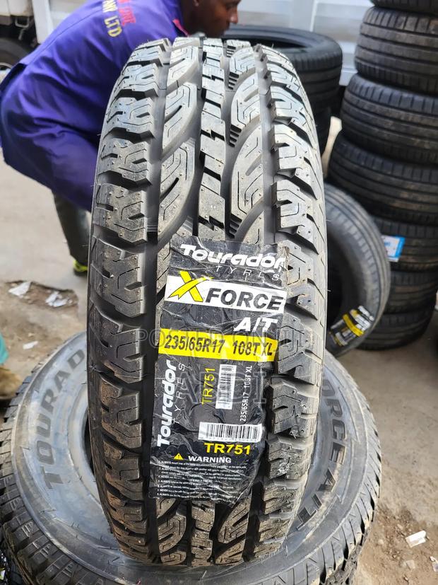 235/65r17 a/T X Force