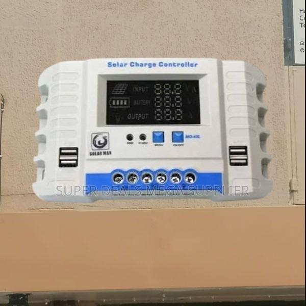 High Performance 12v/24v 30a PWM Solar Charge Controller