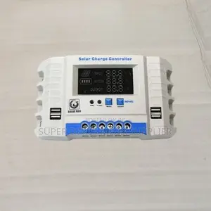 Long Term Reliability 12v/24v 30a PWM Solar Controller