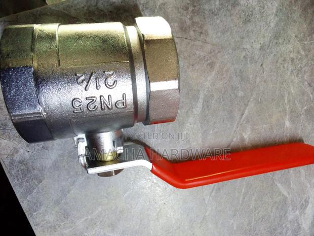 Ball Cork 21/2 Euro - main view