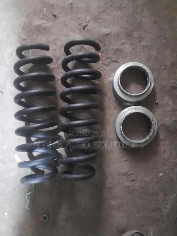 Rear Coil Springs and Spacers Honda