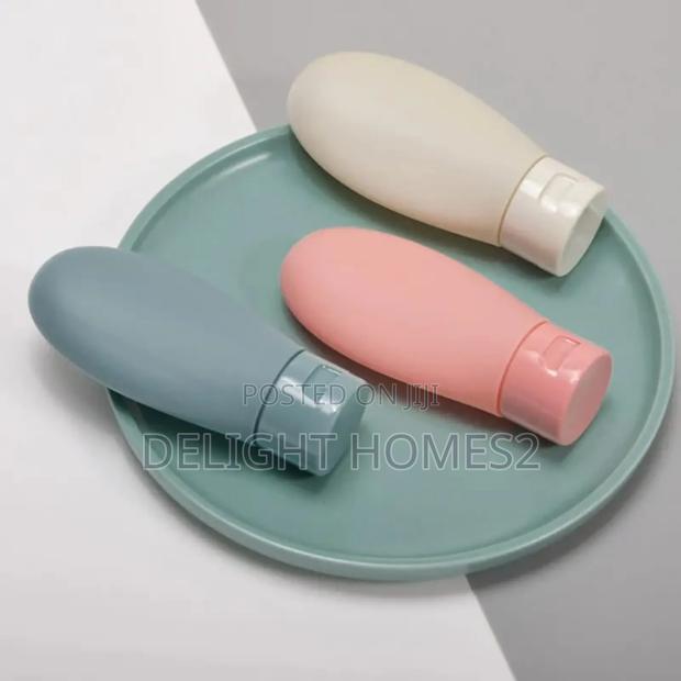 Shampoo Shower Gel_sta