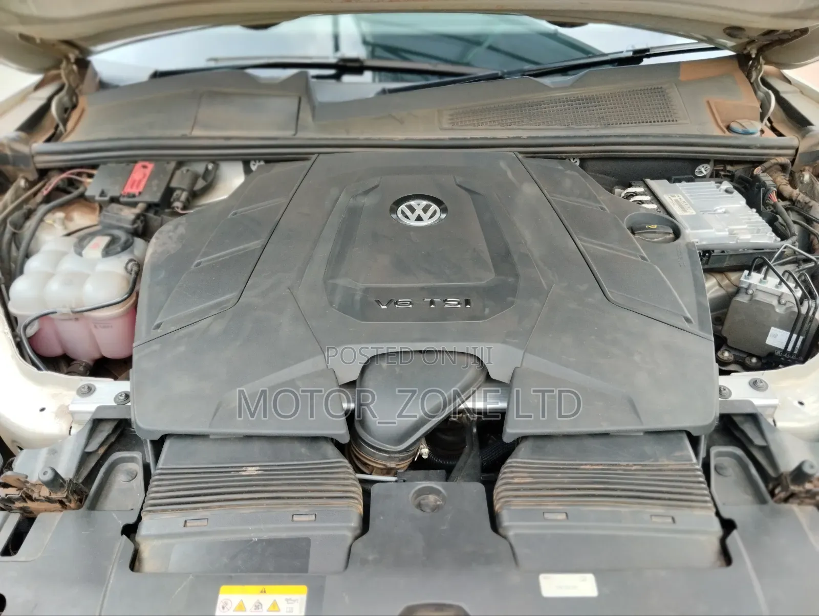 Volkswagen Touareg 2021 Beige
