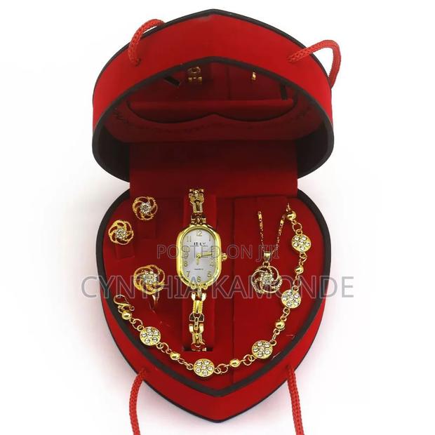 Red Ladies Gift Set