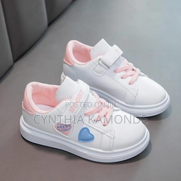 Easy-Wear Shoes - thumbnail 7