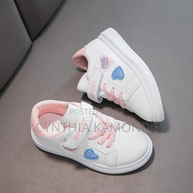 Easy-Wear Shoes - thumbnail 9