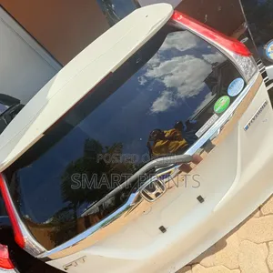 High Quality Ex Japan Honda Fit 2015 Boot in Good Condition