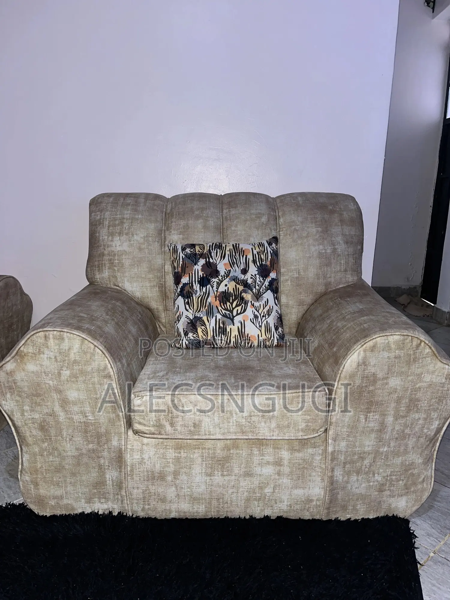 Hardwood 5 Seater Sofa