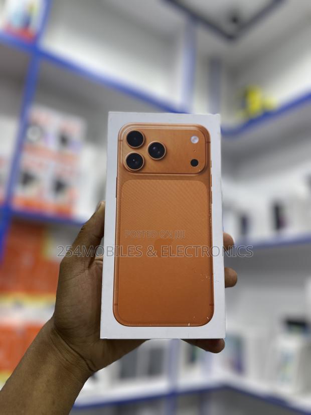 New Apple iPhone 17 Pro 256 GB Orange
