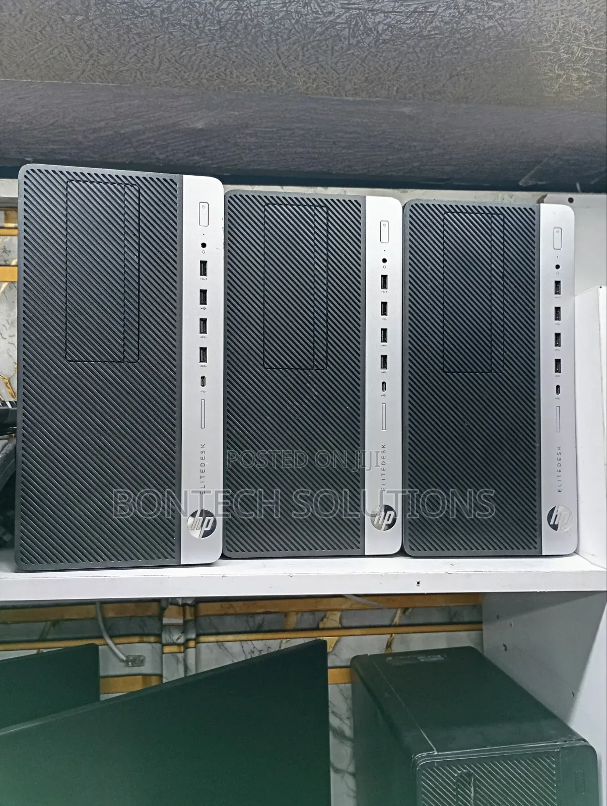 Desktop Computer HP EliteDesk 705 8GB AMD Ryzen 5 SSD 256GB