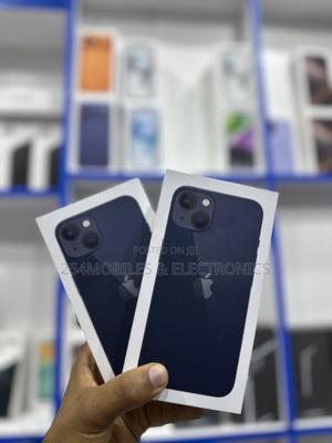 New Apple iPhone 13 128 GB Blue - main view