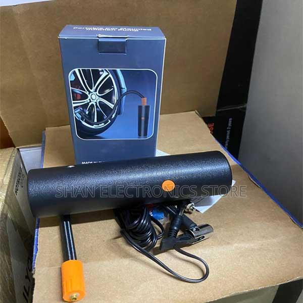 12v Dc Portable Tyre Inflator Air Pump for Car Auto Van