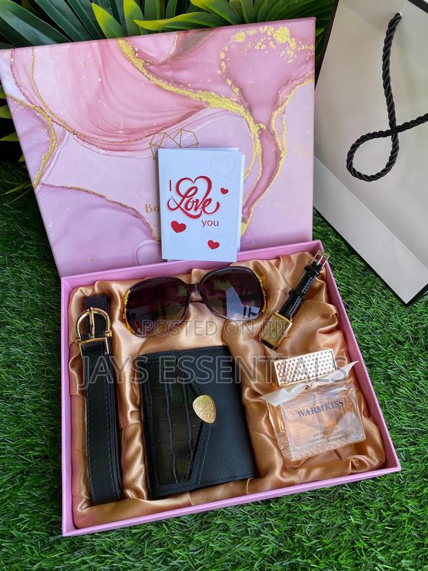 5pc Fancy Ladies Valentines Gift Set - thumbnail 2