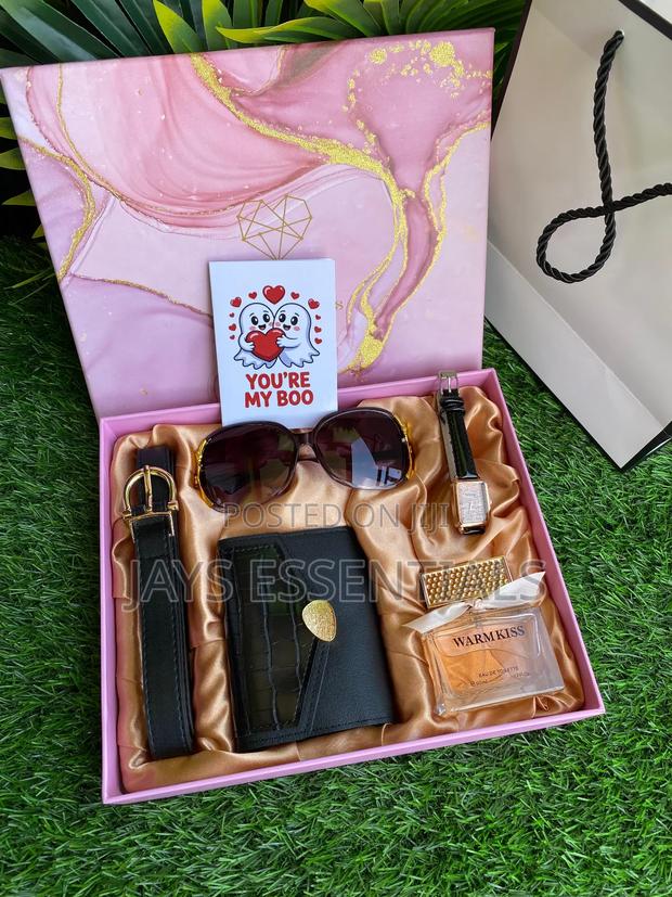 5pc Fancy Ladies Valentines Gift Set - thumbnail 4