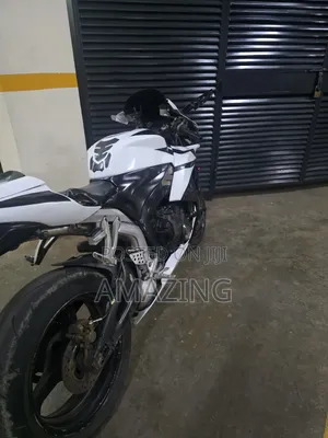 Honda CBR 2013 White