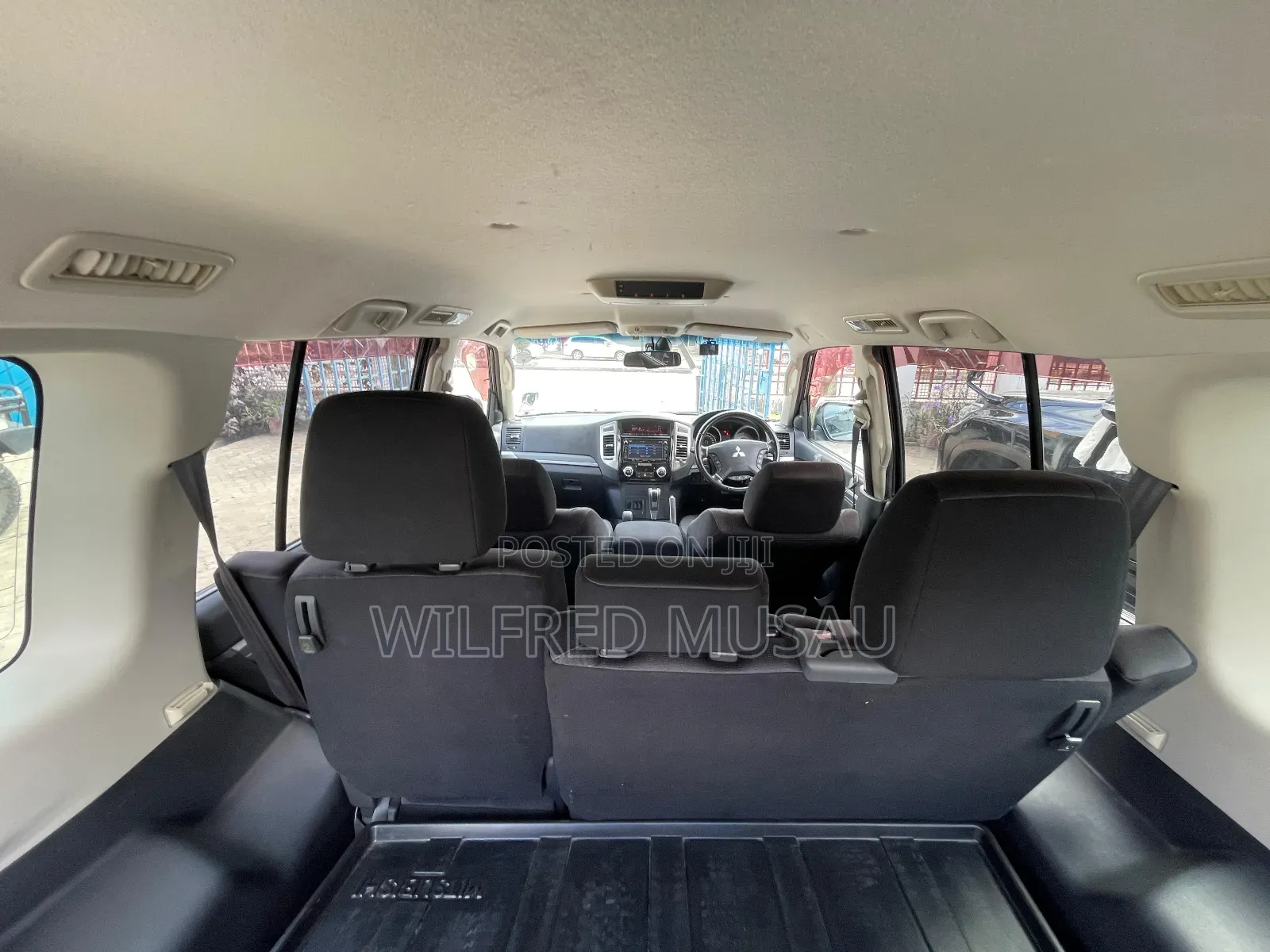 Mitsubishi Pajero V80 3.2 DI-D 2018 Black