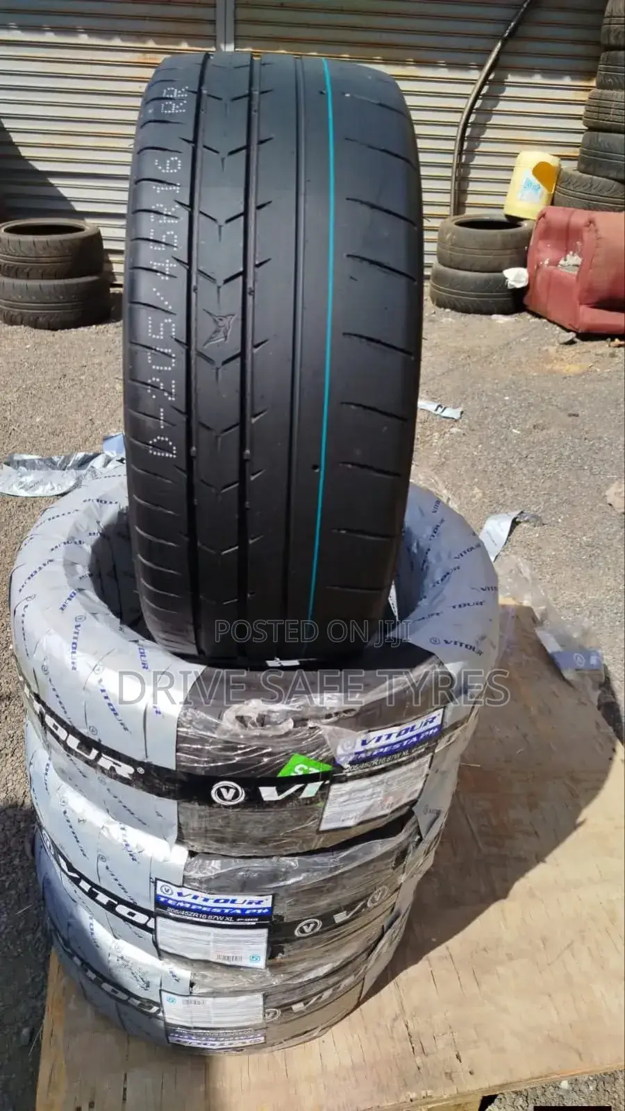 205/45 R16 Vitour Tyres