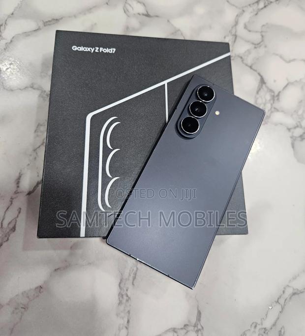 Samsung Galaxy Z Fold7 512 GB Gray - main view