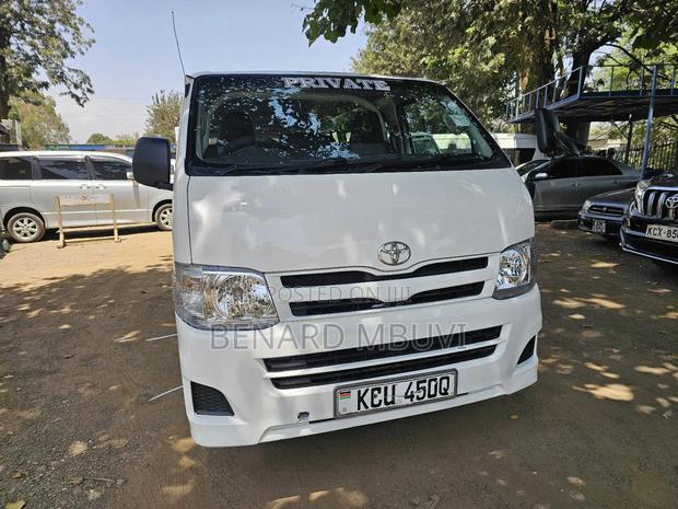 Toyota HiAce 2013 White - thumbnail 2