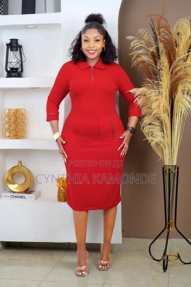 Sided Pocket Dress - thumbnail 4