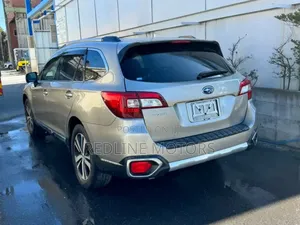 Subaru Outback 2.5i AWD 2018 Ivory