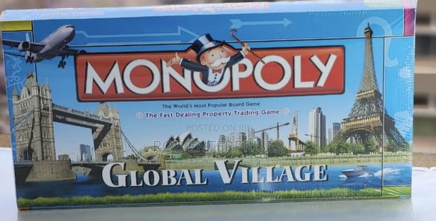 Original Monopoly Global Village Game - thumbnail 2