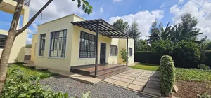 3bdrm Bungalow in Kenyatta Road for rent