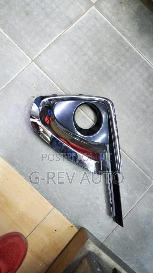 Toyota Fortuner 2014-2018 Foglight Cover - main view