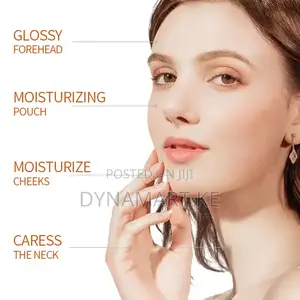 Sadoer Vitamin C Brightening Toner Awakens Skin Vitality Improves