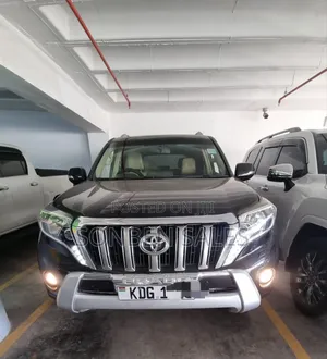 Toyota Land Cruiser Prado 3.0 D-4D (190 Hp) 7 seats 2014 Black