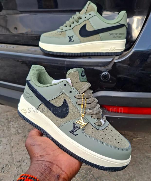 Airforce One Louis Vuitton