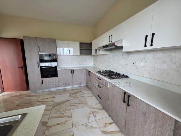 3bdrm Apartment in Parklands/Highridge for rent - thumbnail 4