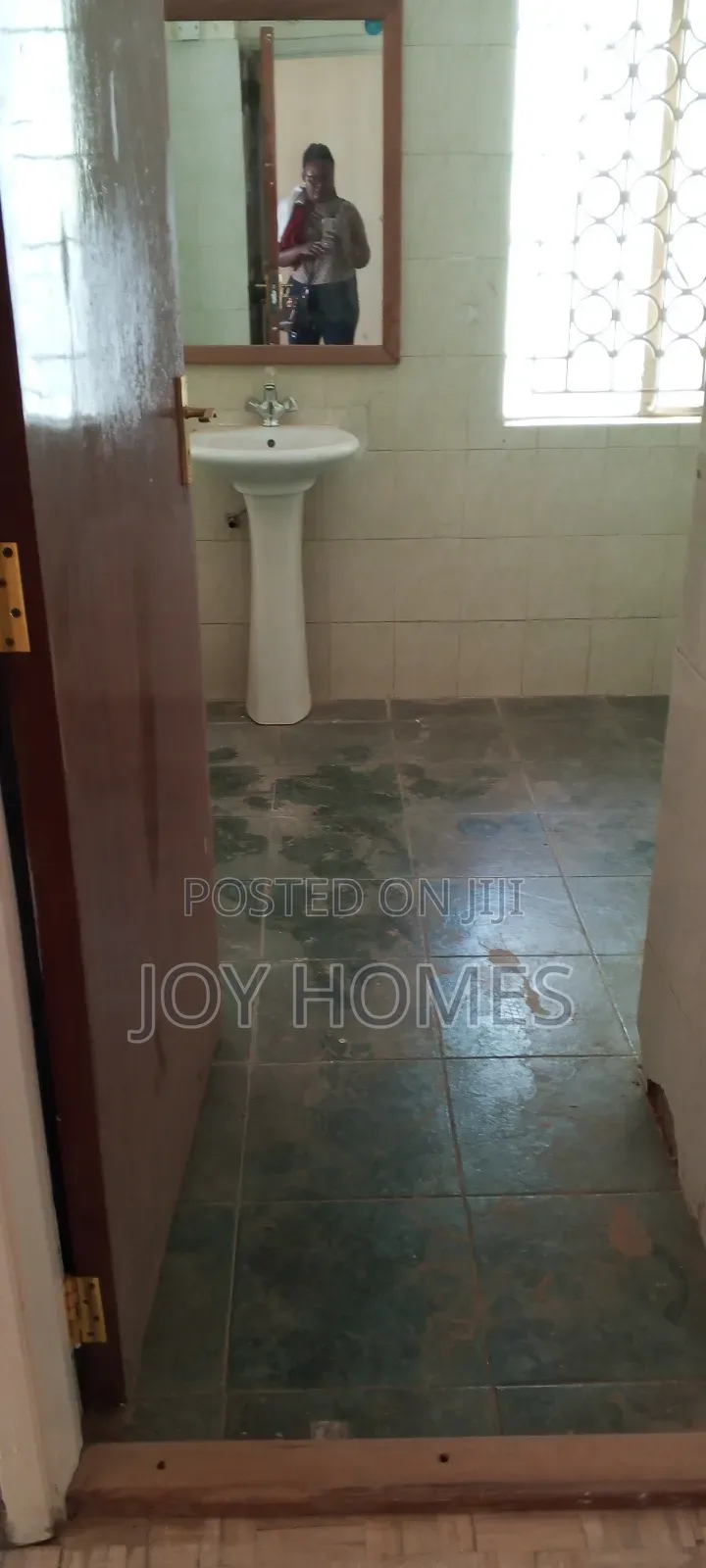 4bdrm Maisonette in Balozi, South B for rent