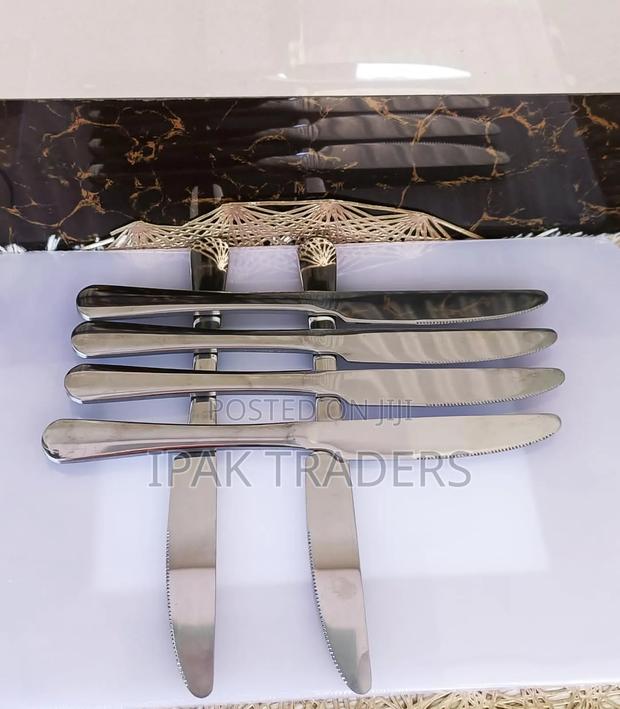 *Heavy Gauge Stainless Steel Butter Knives*
*Per Set of 6 Pieces