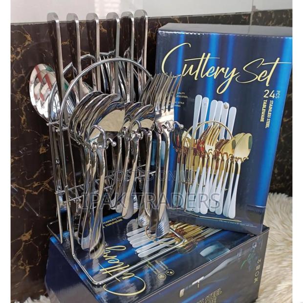 24 PCS Stainless Cutlery Sets
Pure Stainless