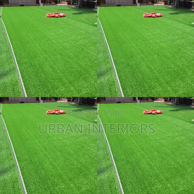 Fake Grass Installation Fake Grass Installation - main view