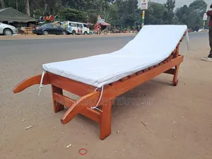 Oakland Design of a Sunbeds Wooden Mahogany